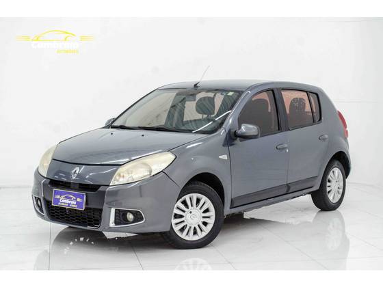 RENAULT SANDERO 1.6 PRIVILÉGE 16V FLEX 4P AUTOMÁTICO